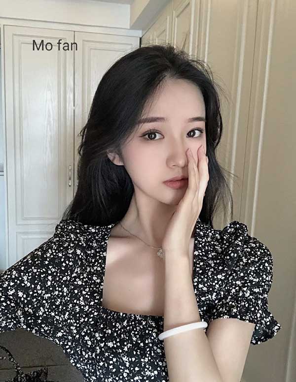 温哥华美女伴游